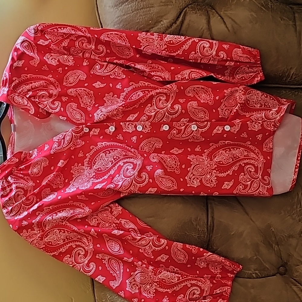Size sm fIts xs as well recycled fabric blouse new without tags